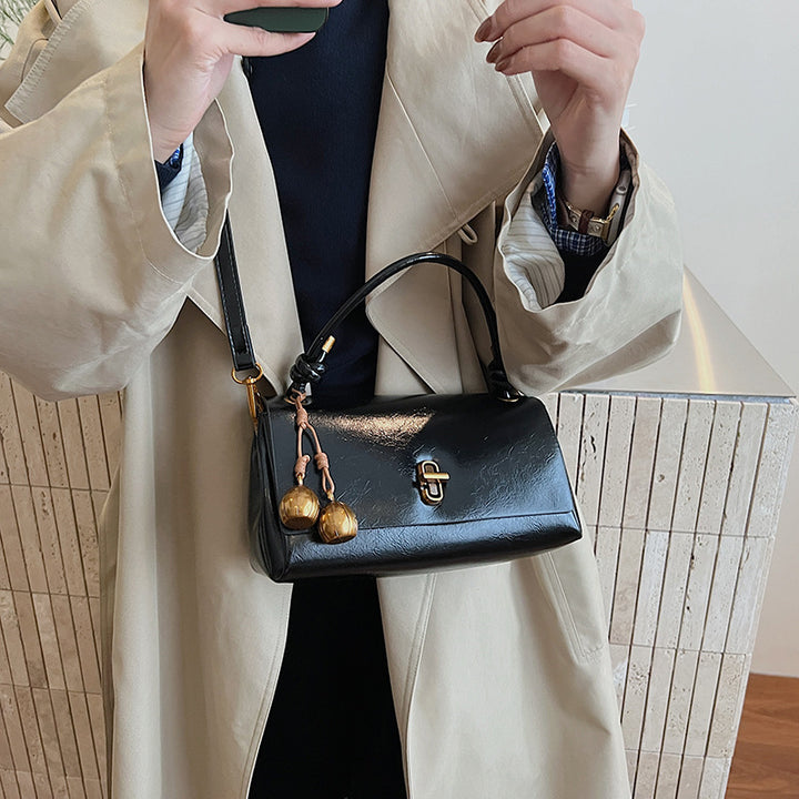 Women's Vintage Gold Clasp Luxury Crossbody Shoulder Bag